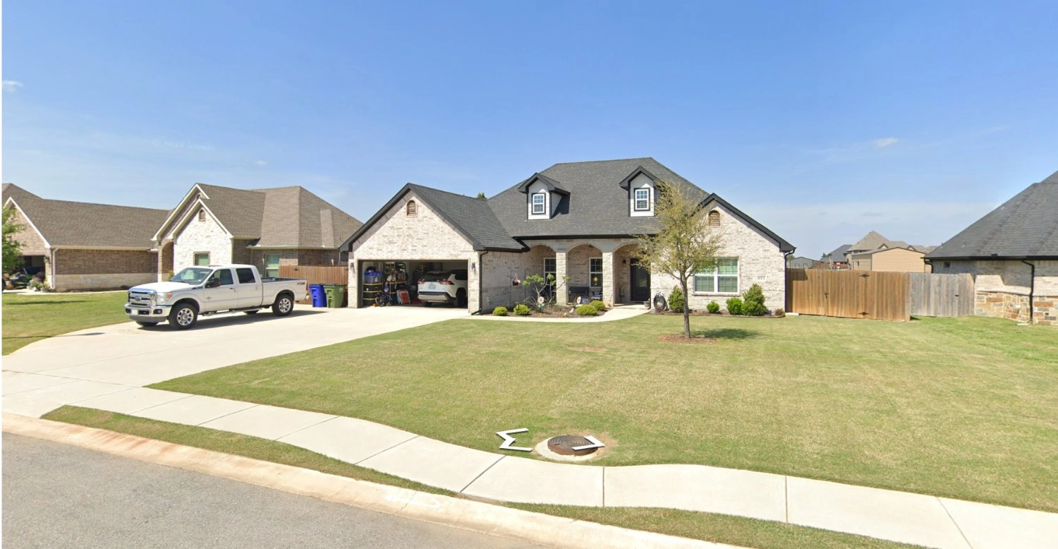 4 bed 2 bath home sold at 813 Shirley Jean St, Collinsville, TX | Love My Texoma Home Team
