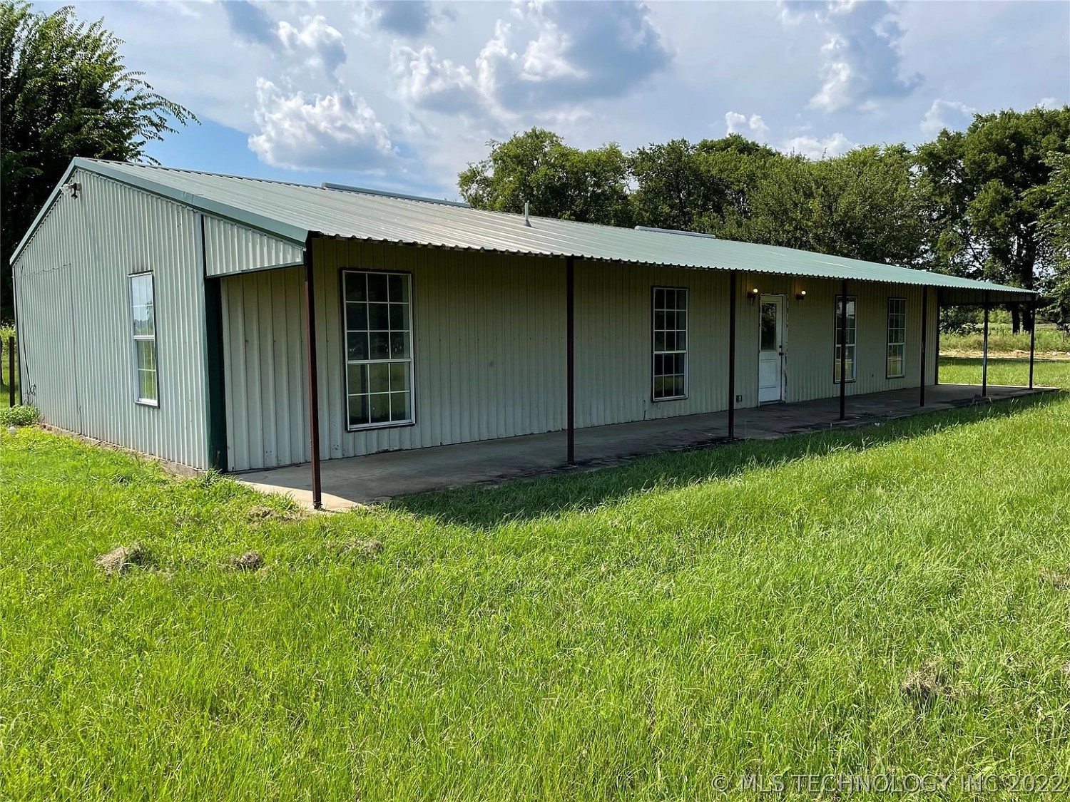 495 Sexton Calera OK - side of house