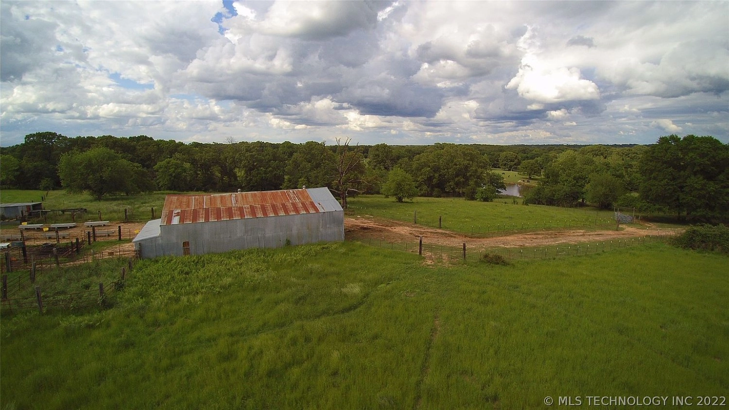 125 Allison Road Atoka OK - yard