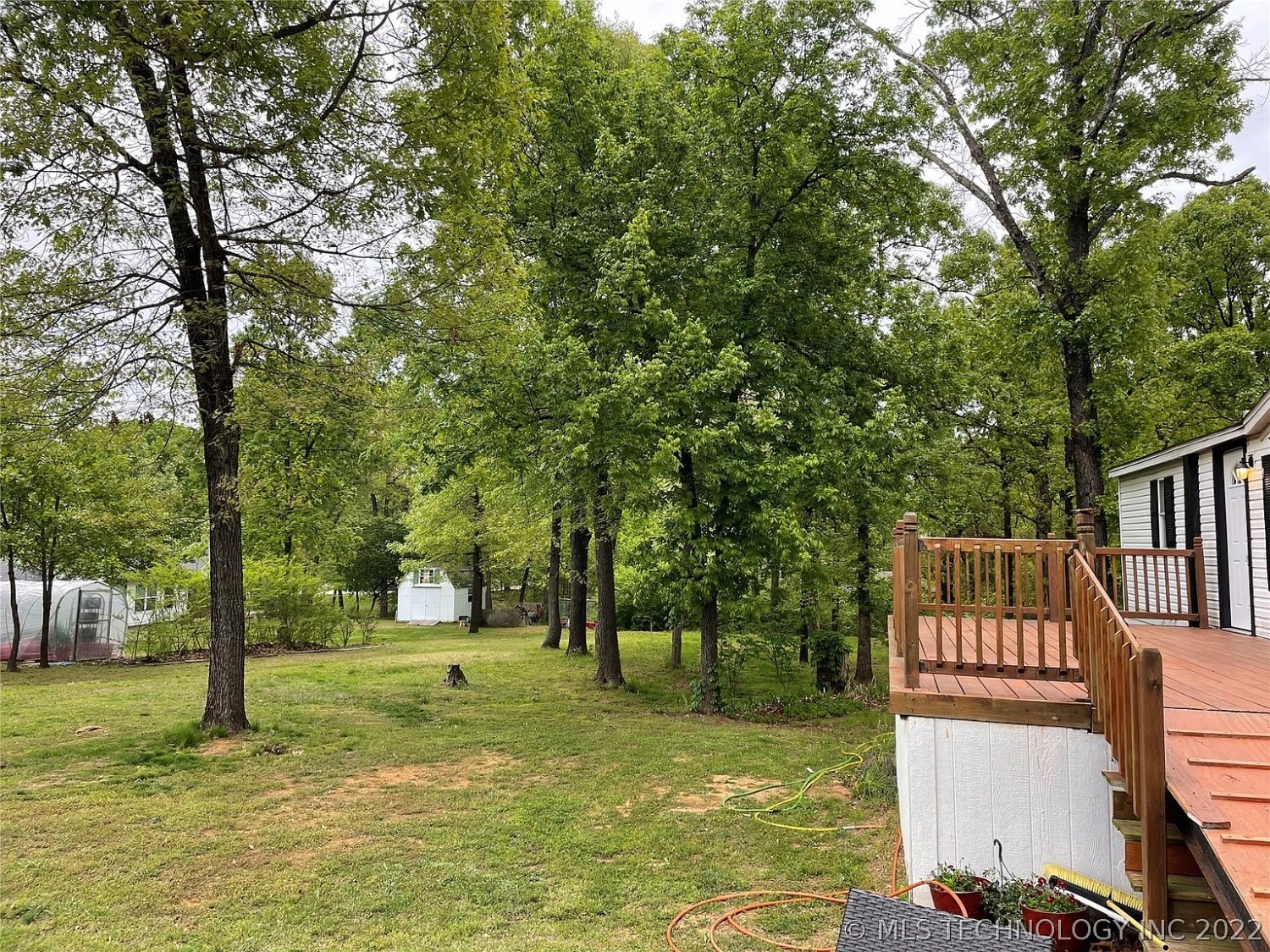10950 Park View Kingston OK - yard