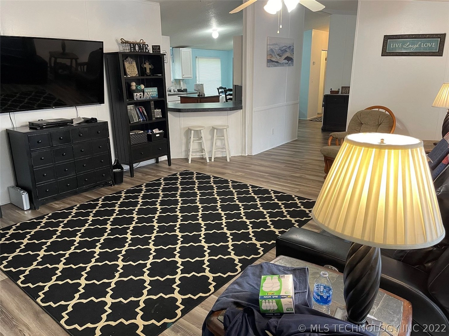 10950 Park View Kingston OK - living room