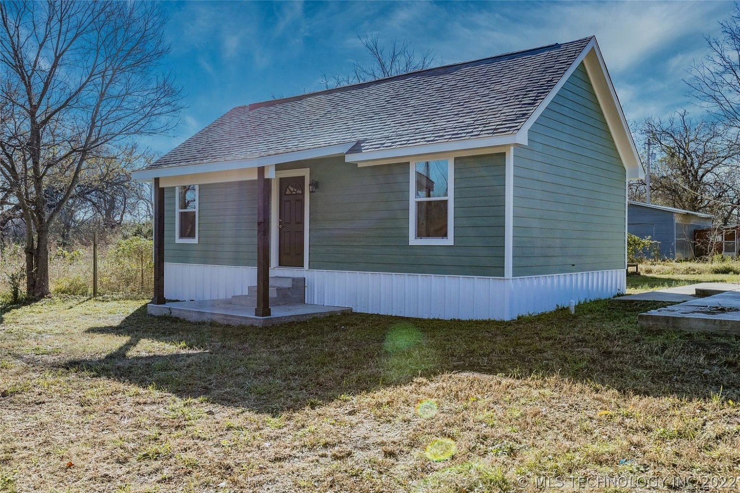 207 S Arkansas Caddo OK - side of house