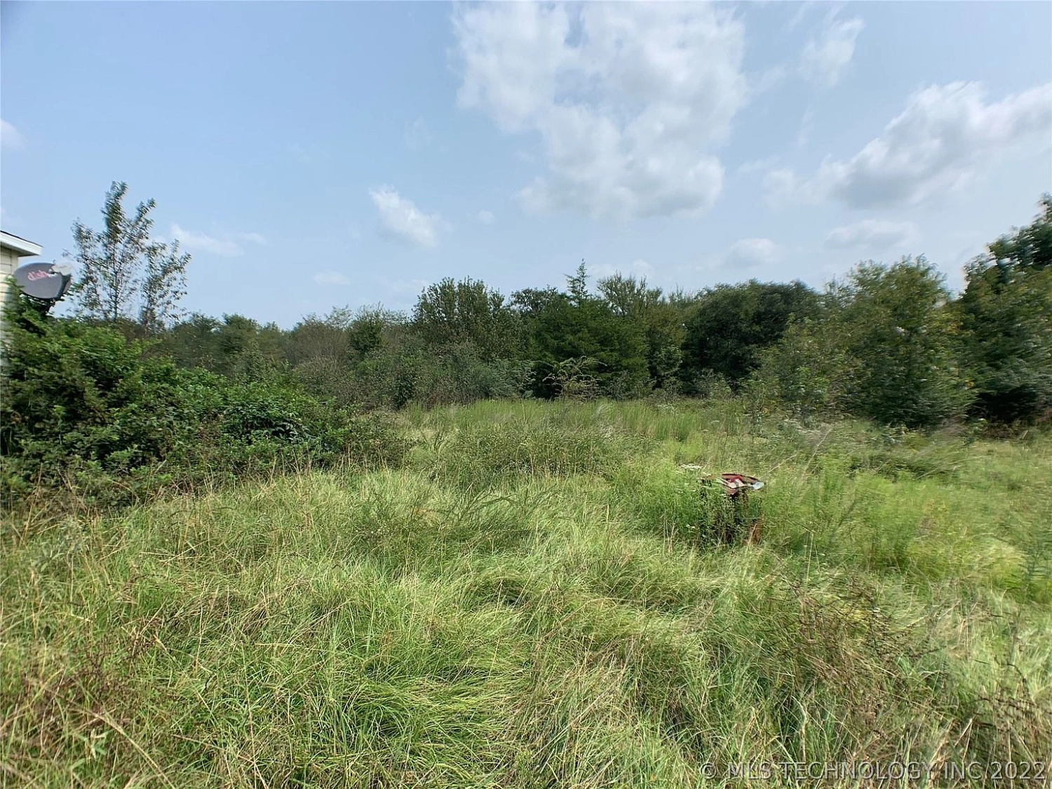 216 N Highland Atoka OK - yard
