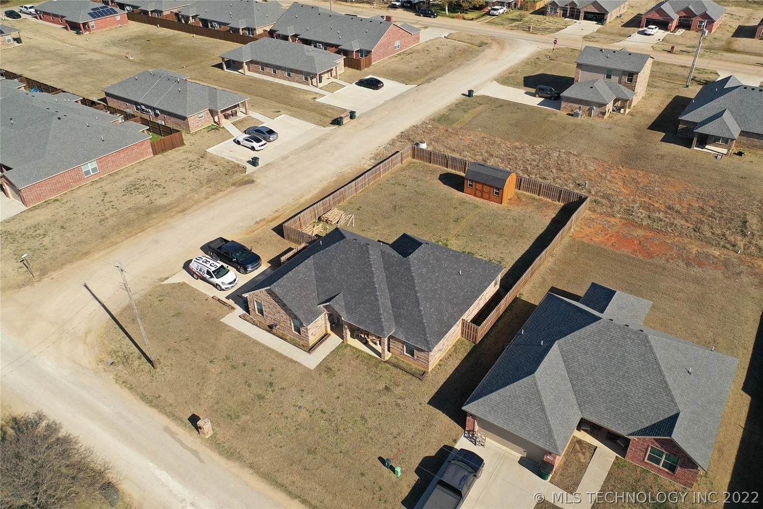 801 S Third Calera OK - aerial view