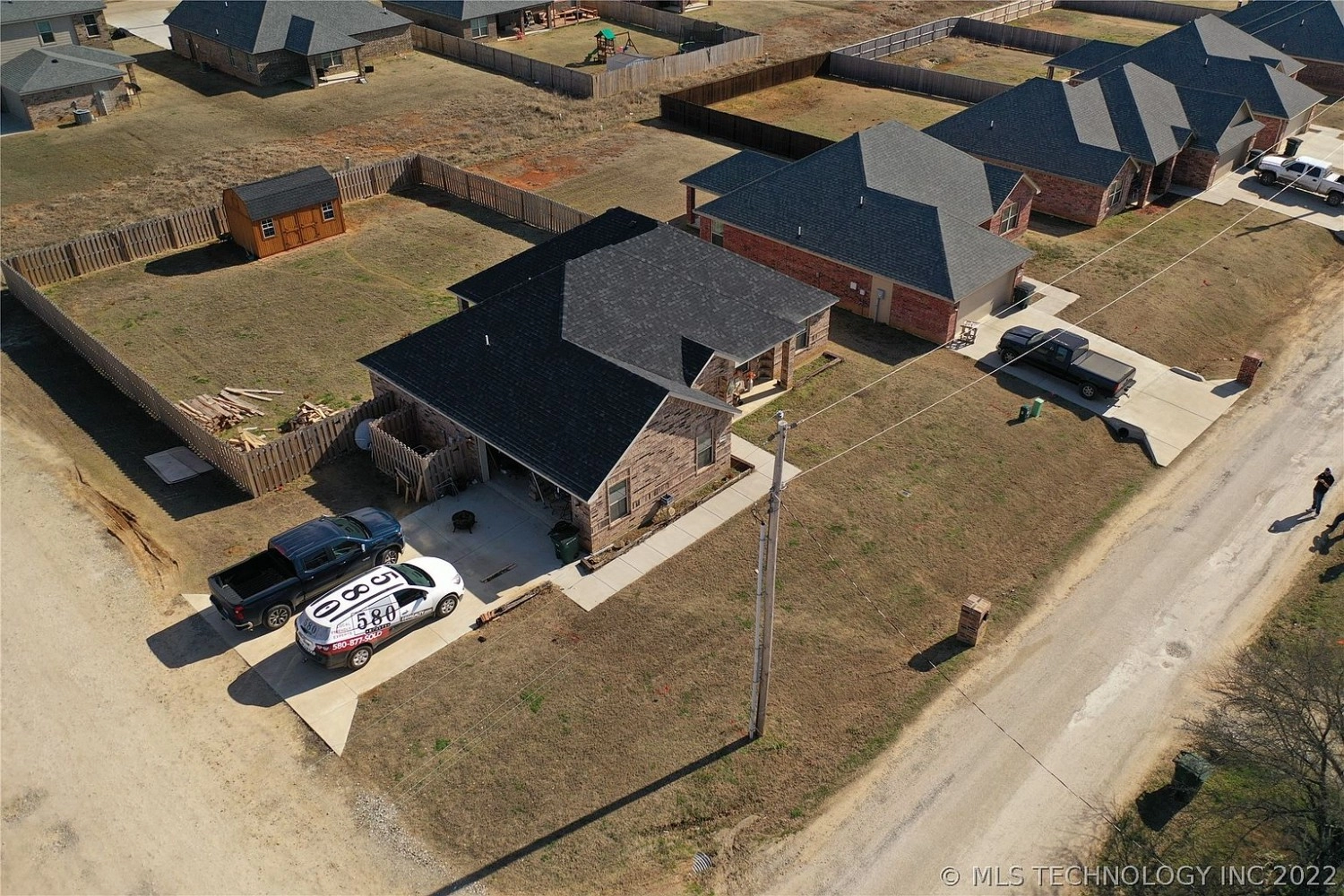 801 S Third Calera OK - aerial view