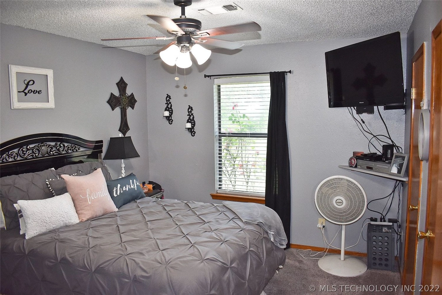 1322 N 4240 Road Hugo OK - bedroom