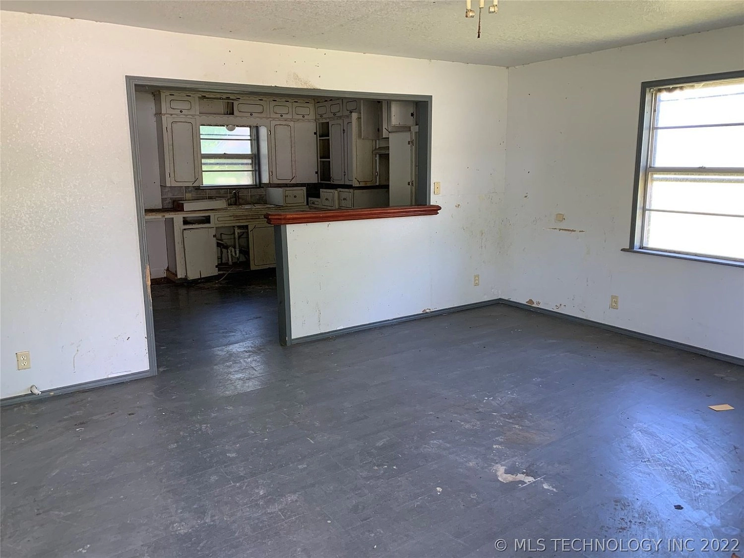 301 K. Street Wapanucka OK - kitchen