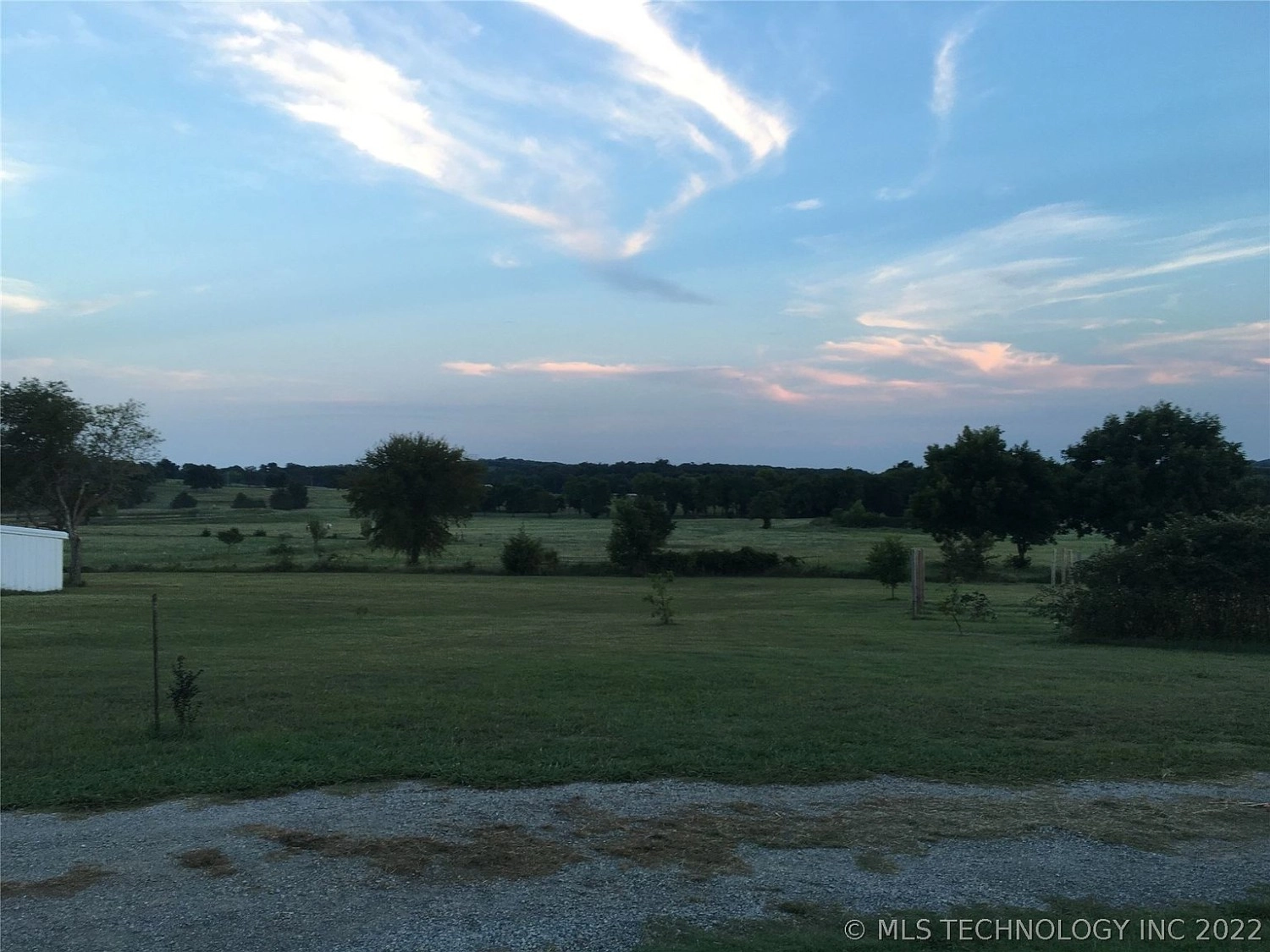 1997 Caddo Hills Road Caddo OK - yard