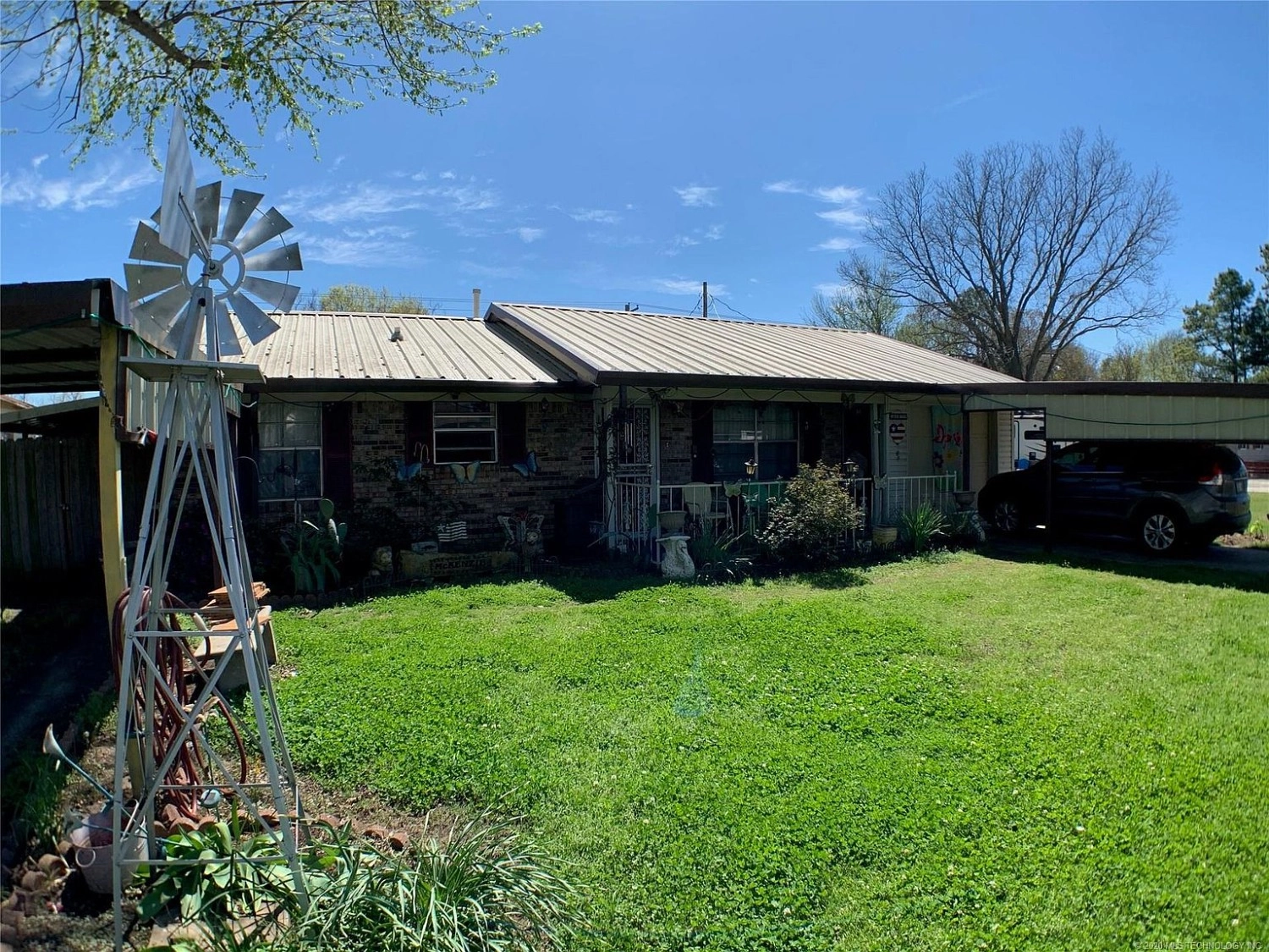 407 Moore Avenue Colbert OK - back of house