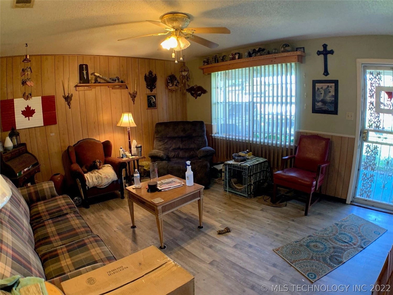 407 Moore Avenue Colbert OK - living room