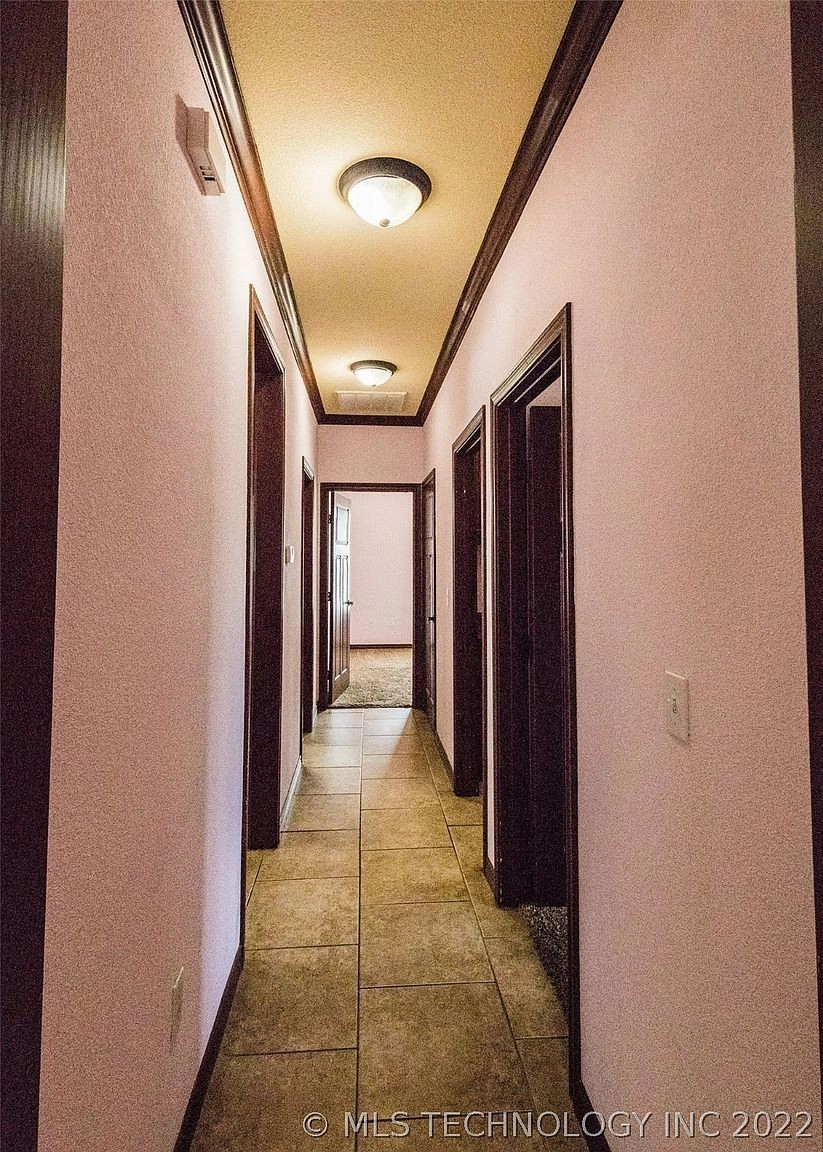 3509 Heritage Drive Durant OK - Hallway
