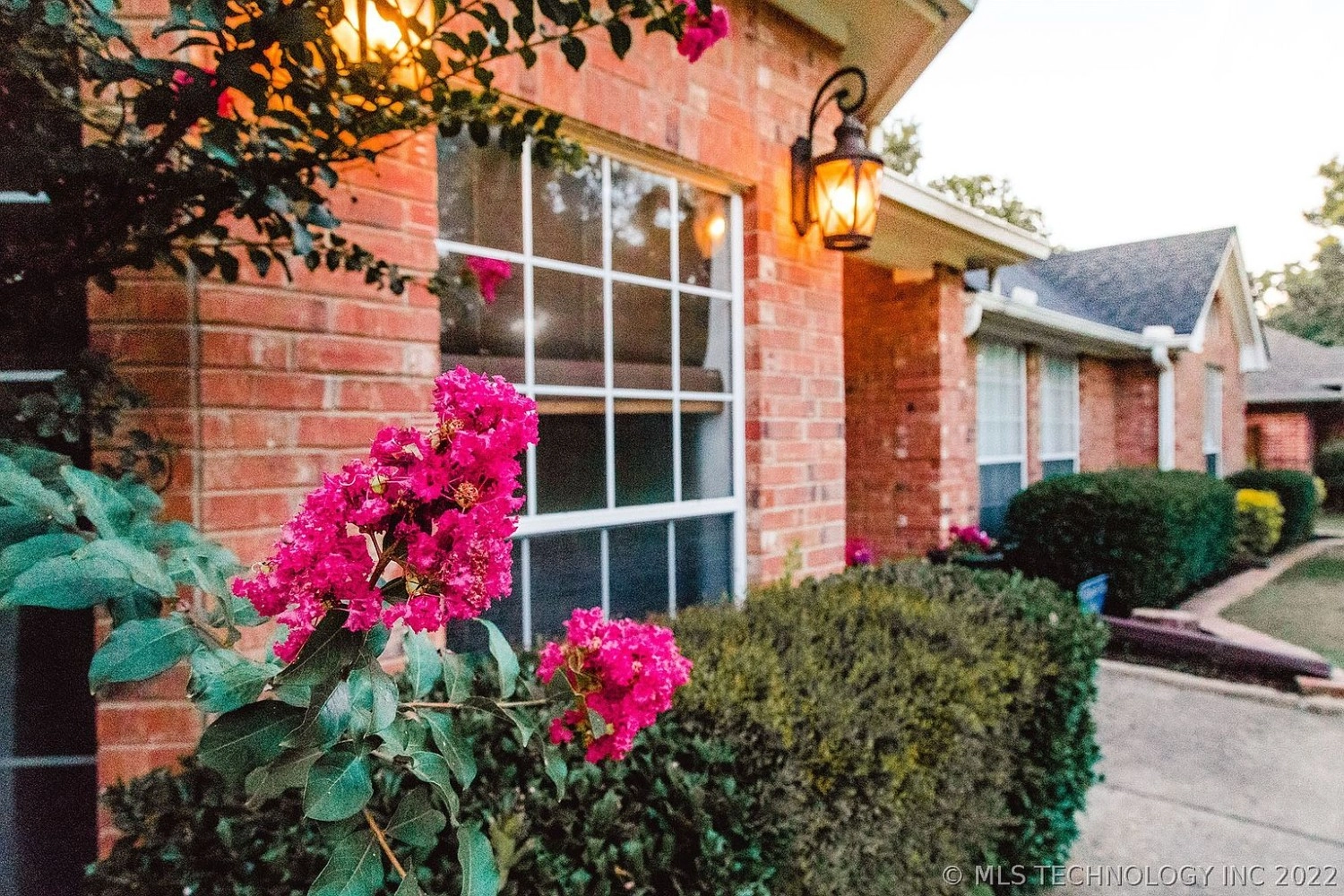 3032 Quail Ridge Circle Durant OK - Front landscaping