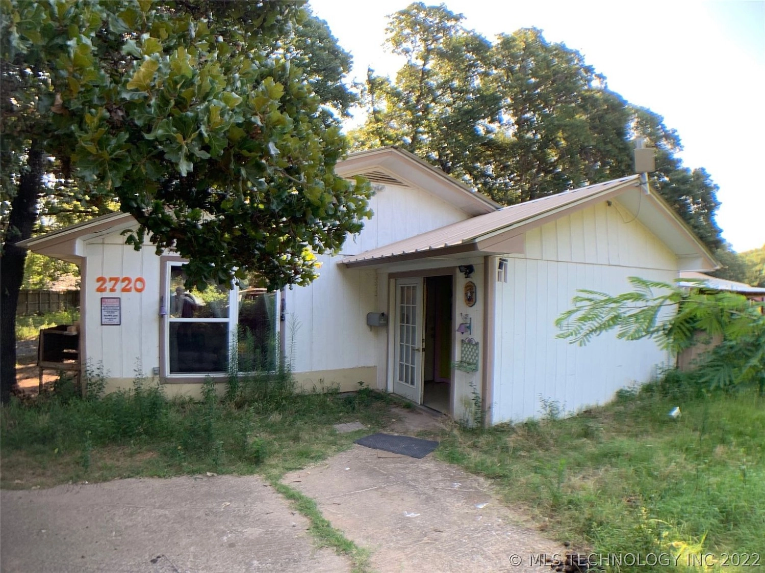 2720 Willafa Woods Road Cartwright OK - Front of home