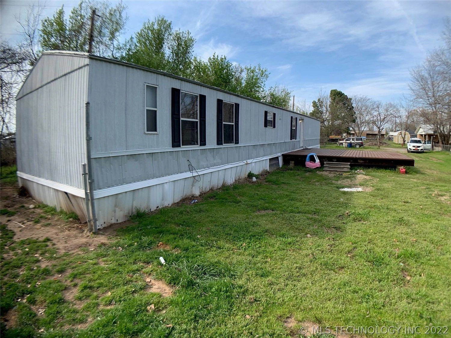 713 Bradwell Street Colbert OK - Side view