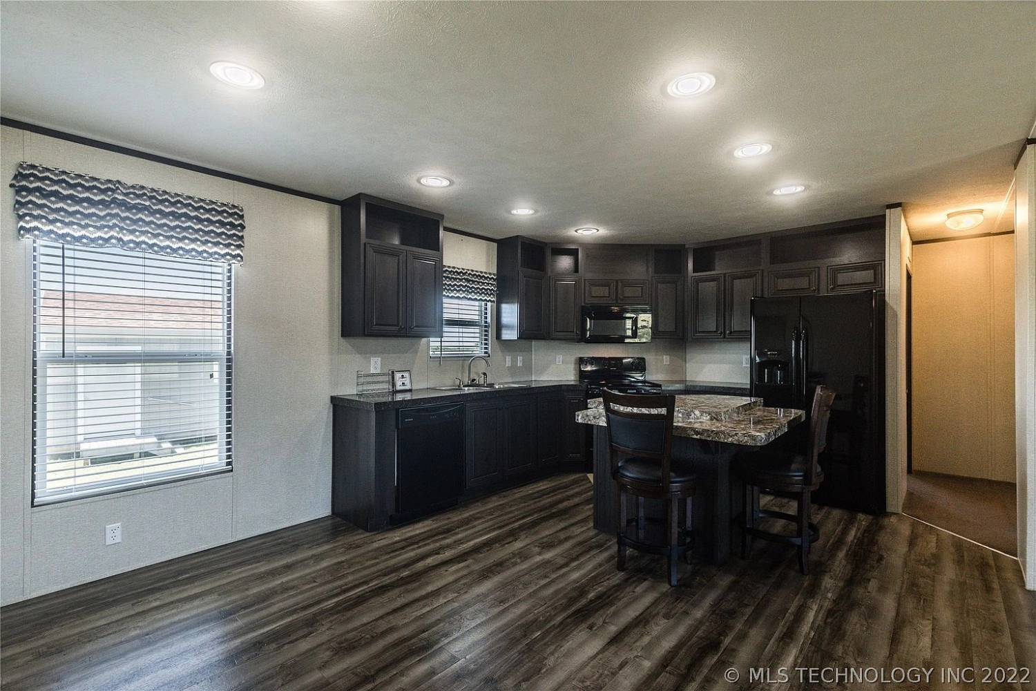 809 3rd Street Caddo OK - Kitchen