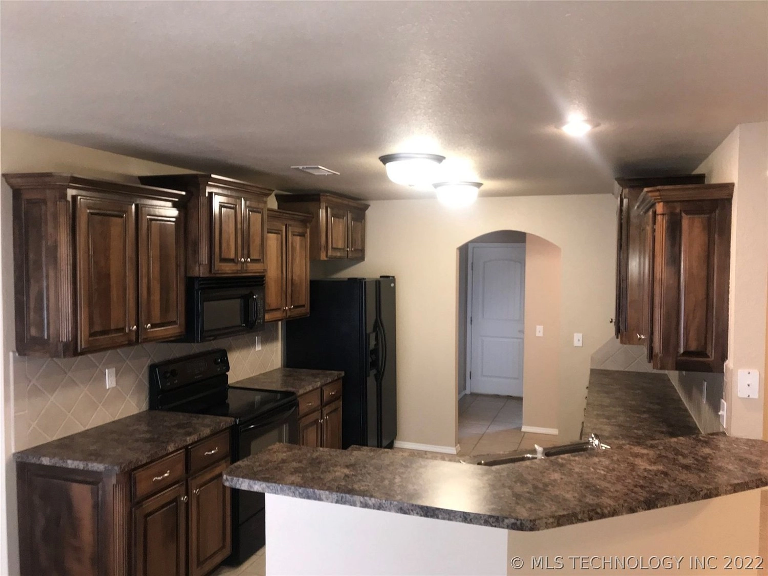5421 Roadrunner Drive Durant OK - Kitchen