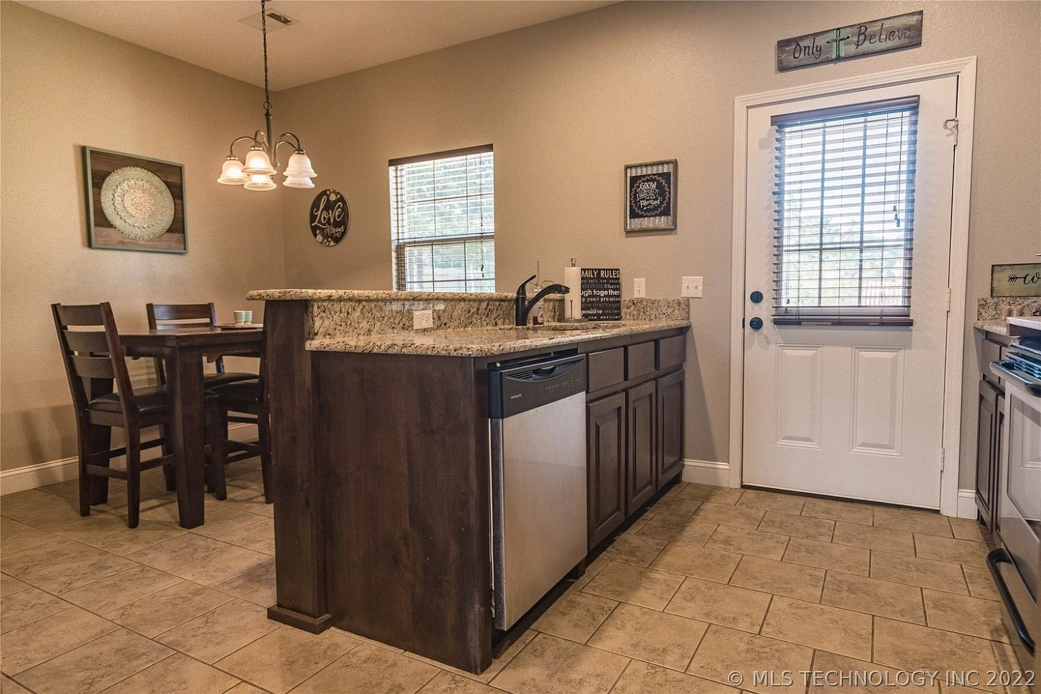 31 Founders Lane Durant OK - Kitchen