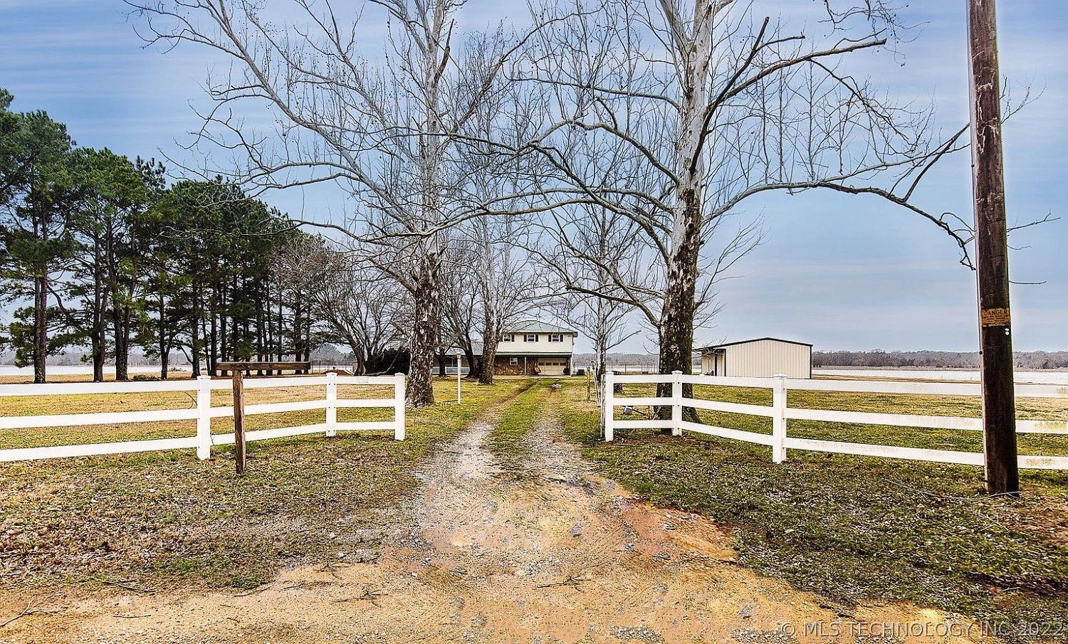 195 Byrd Store Road Hendrix OK - Pasture fence