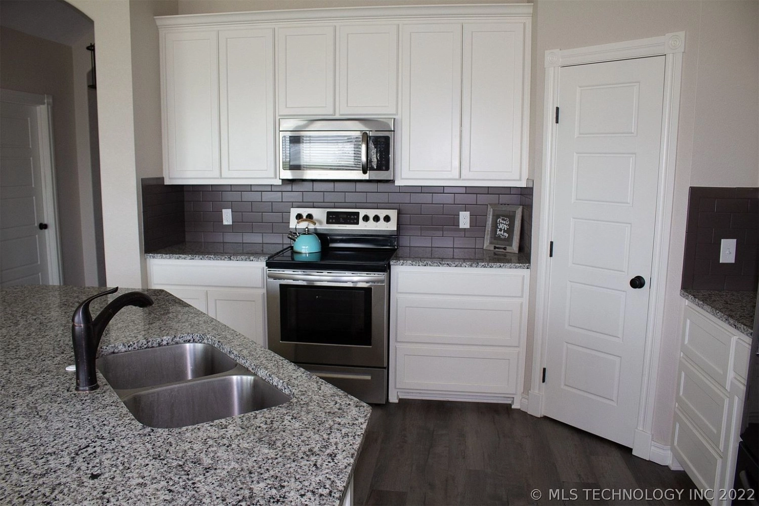 236 Cottonwood Street Calera OK - Kitchen appliances