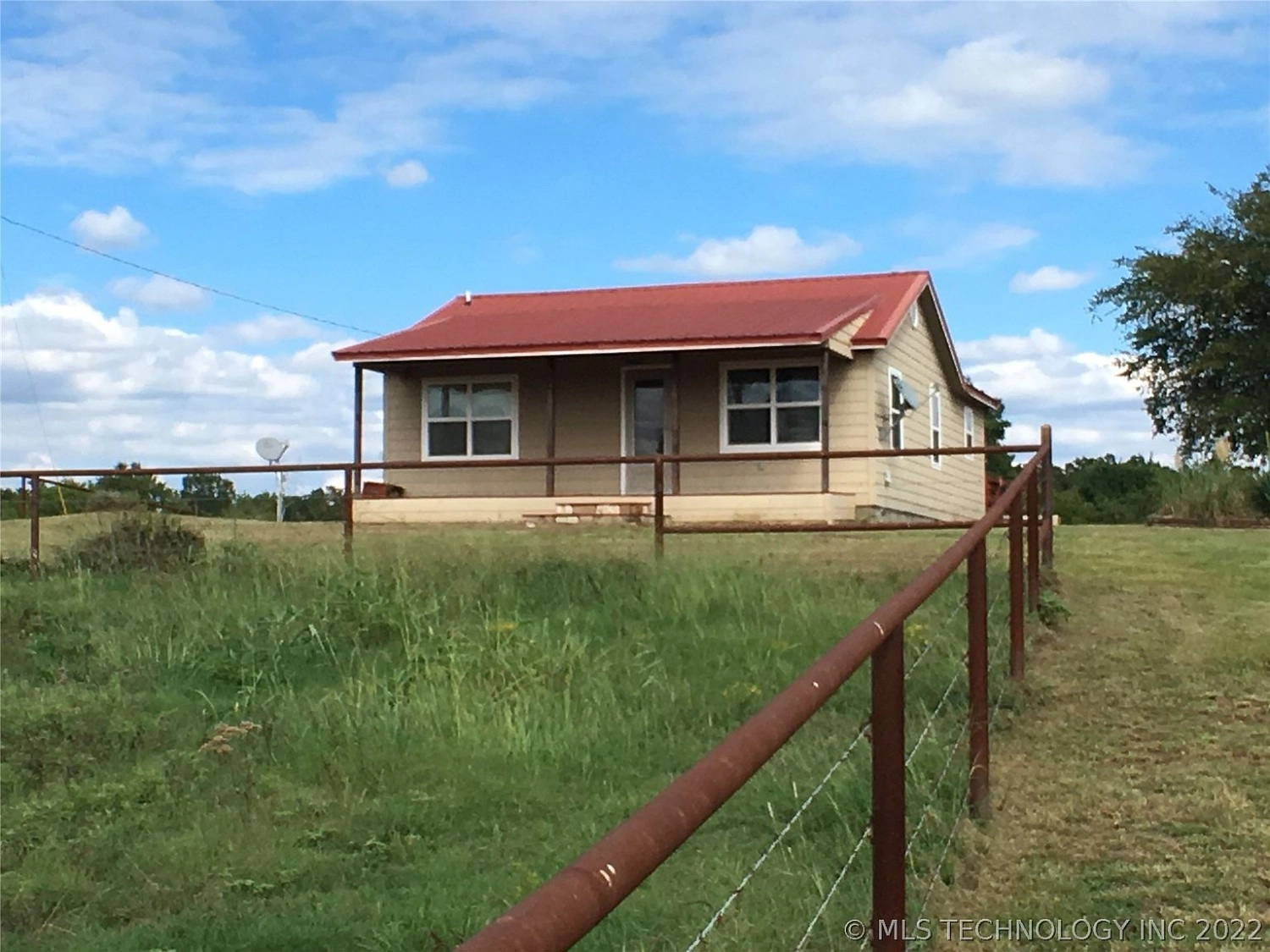 SOLD: 1608 S Crestview Road, Atoka, OK – 2 Bed, 1 Bath Home