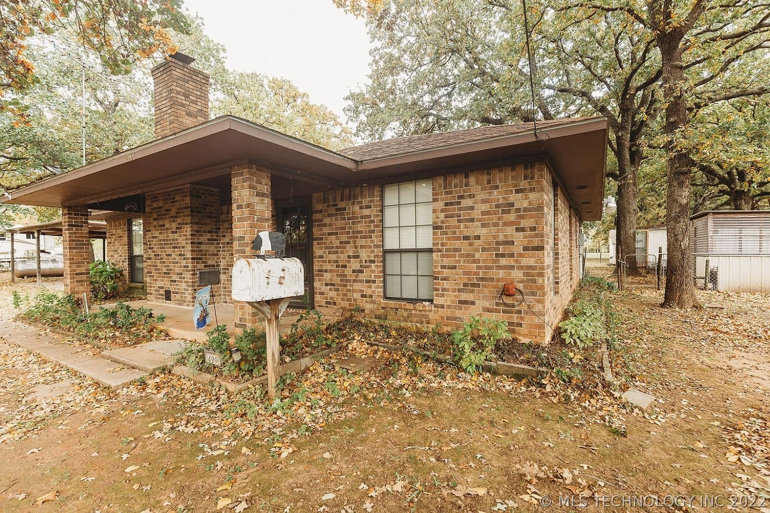 499 Red River City Road Cartwright OK - Front entry