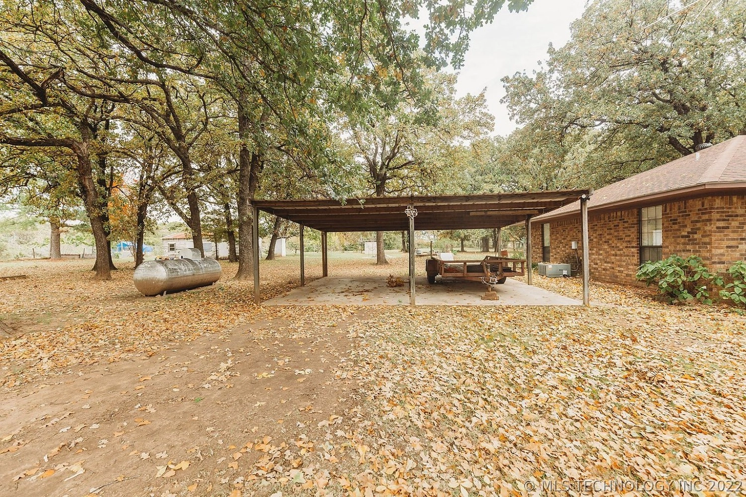 499 Red River City Road Cartwright OK - Carport
