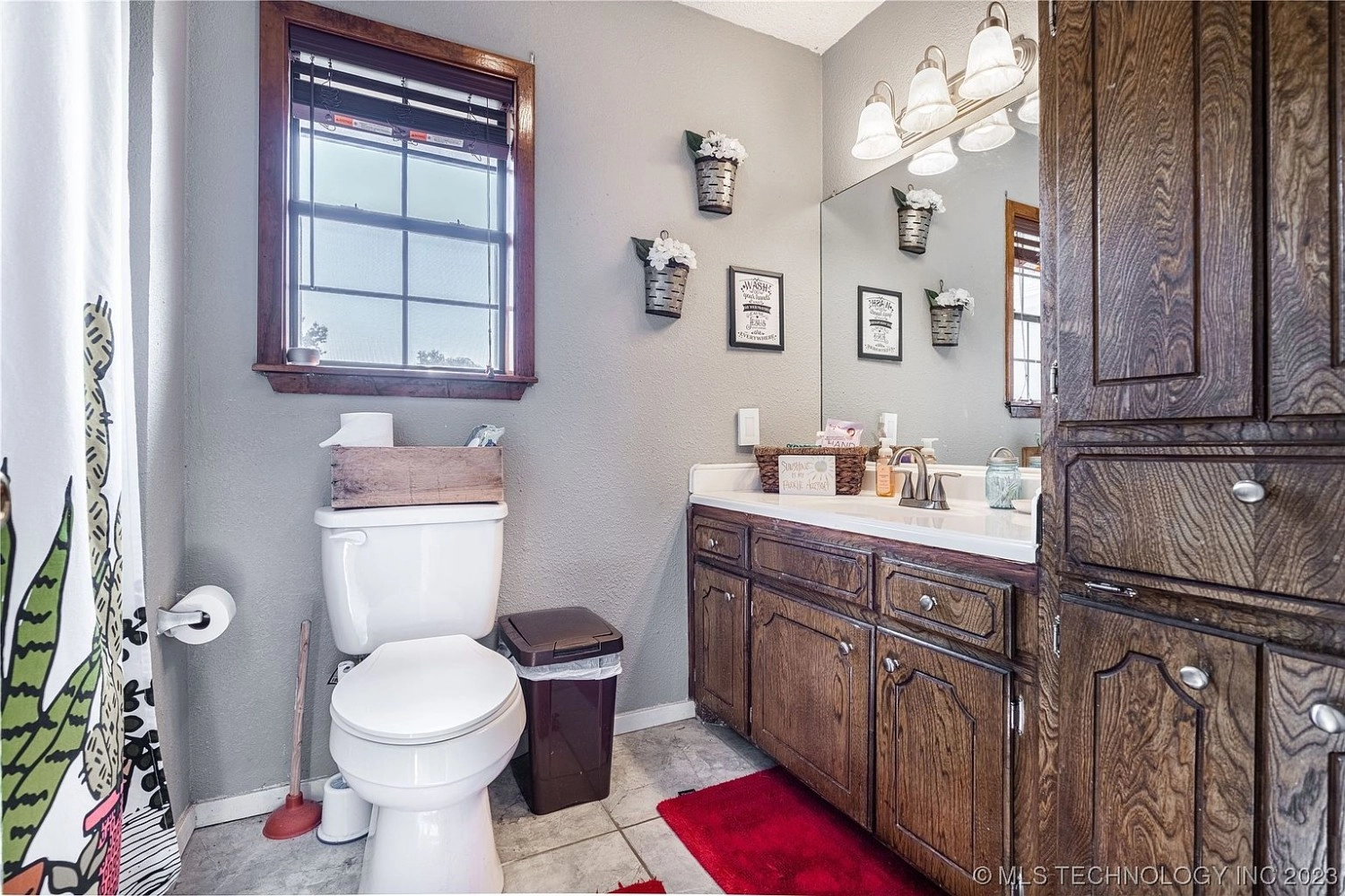 1103 Timberline Drive Durant OK - Bathroom