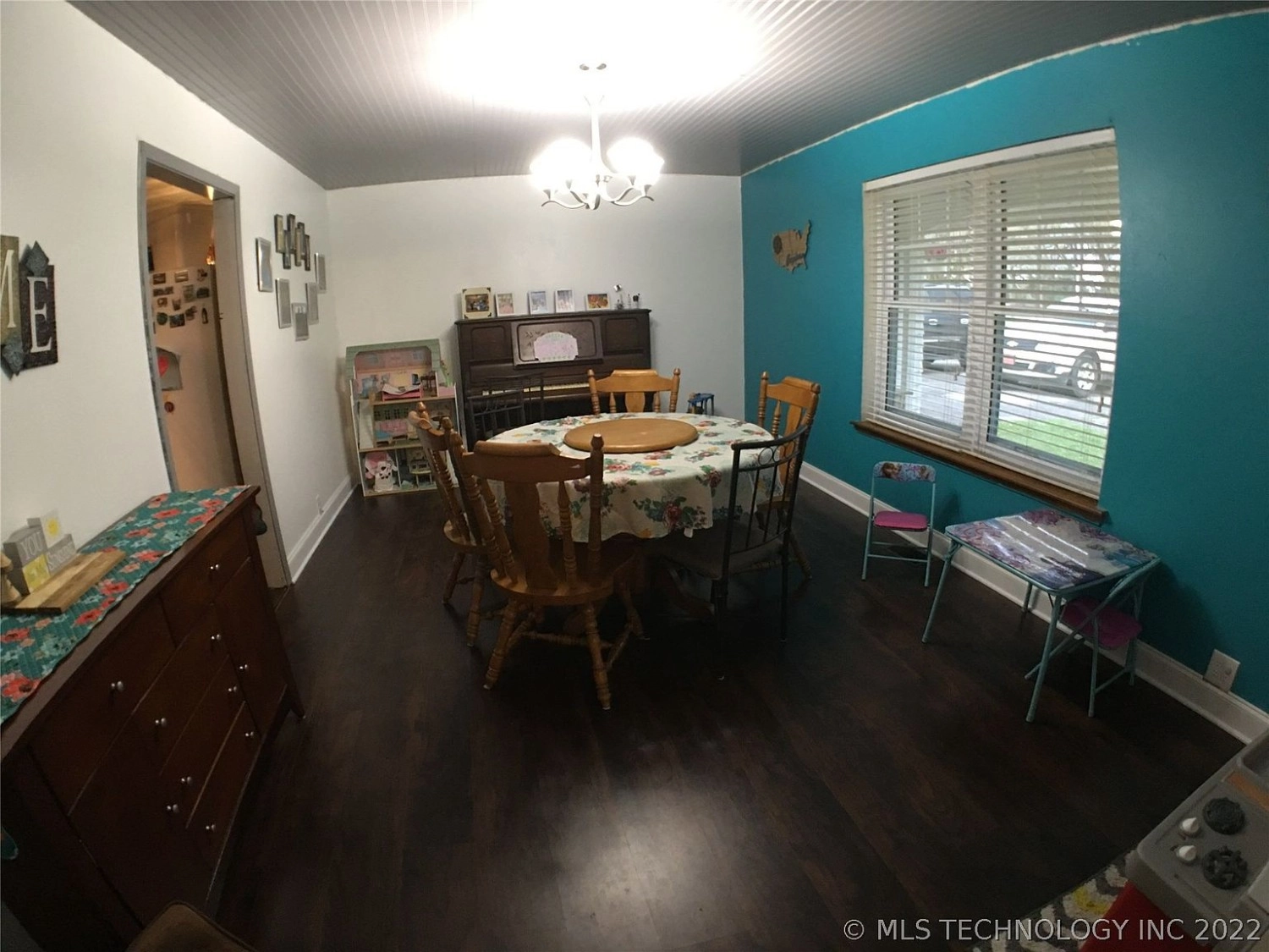 183 N 4235 Road Messer OK - Dining room