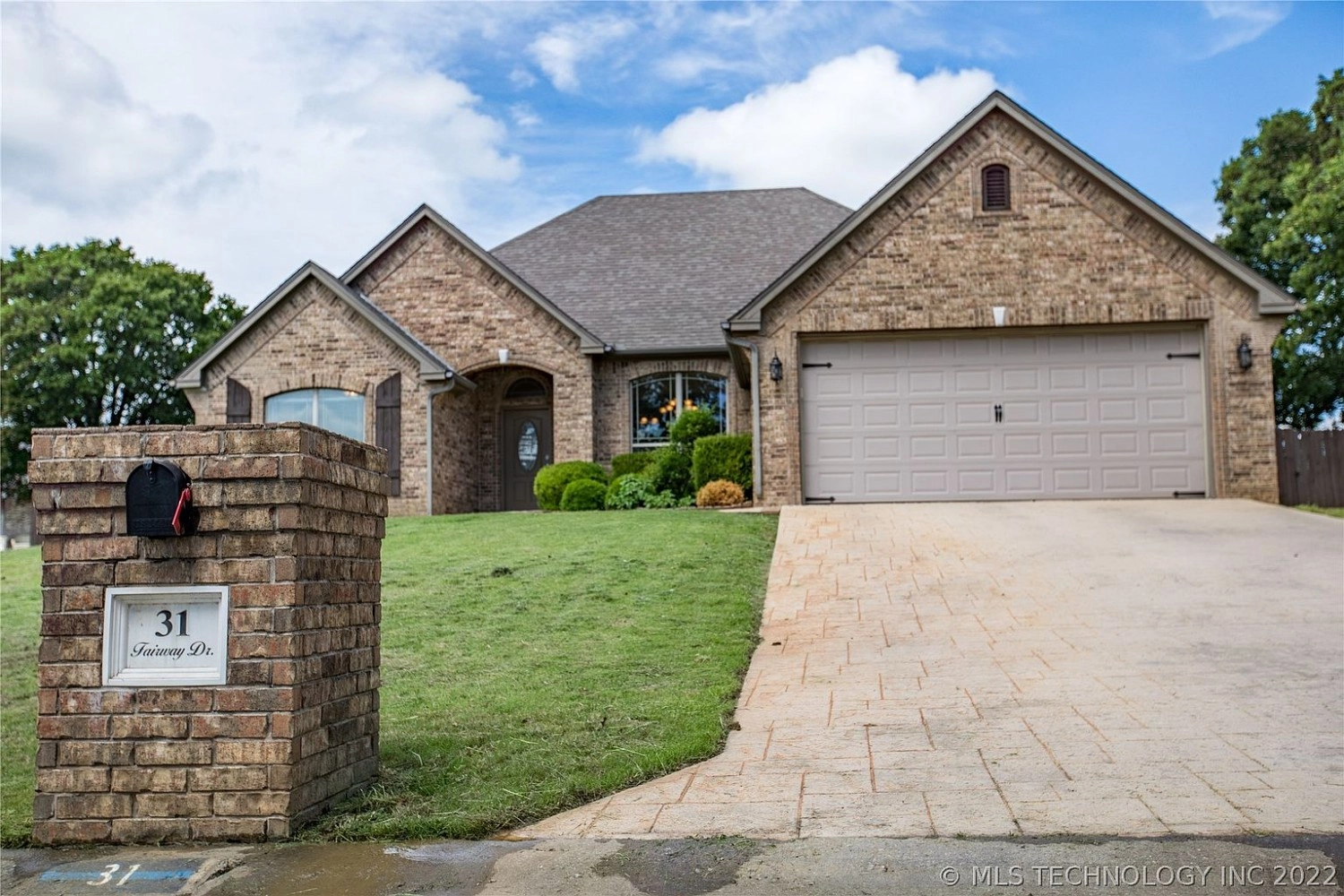 SOLD: 31 Fairway Drive, Durant, OK – Home