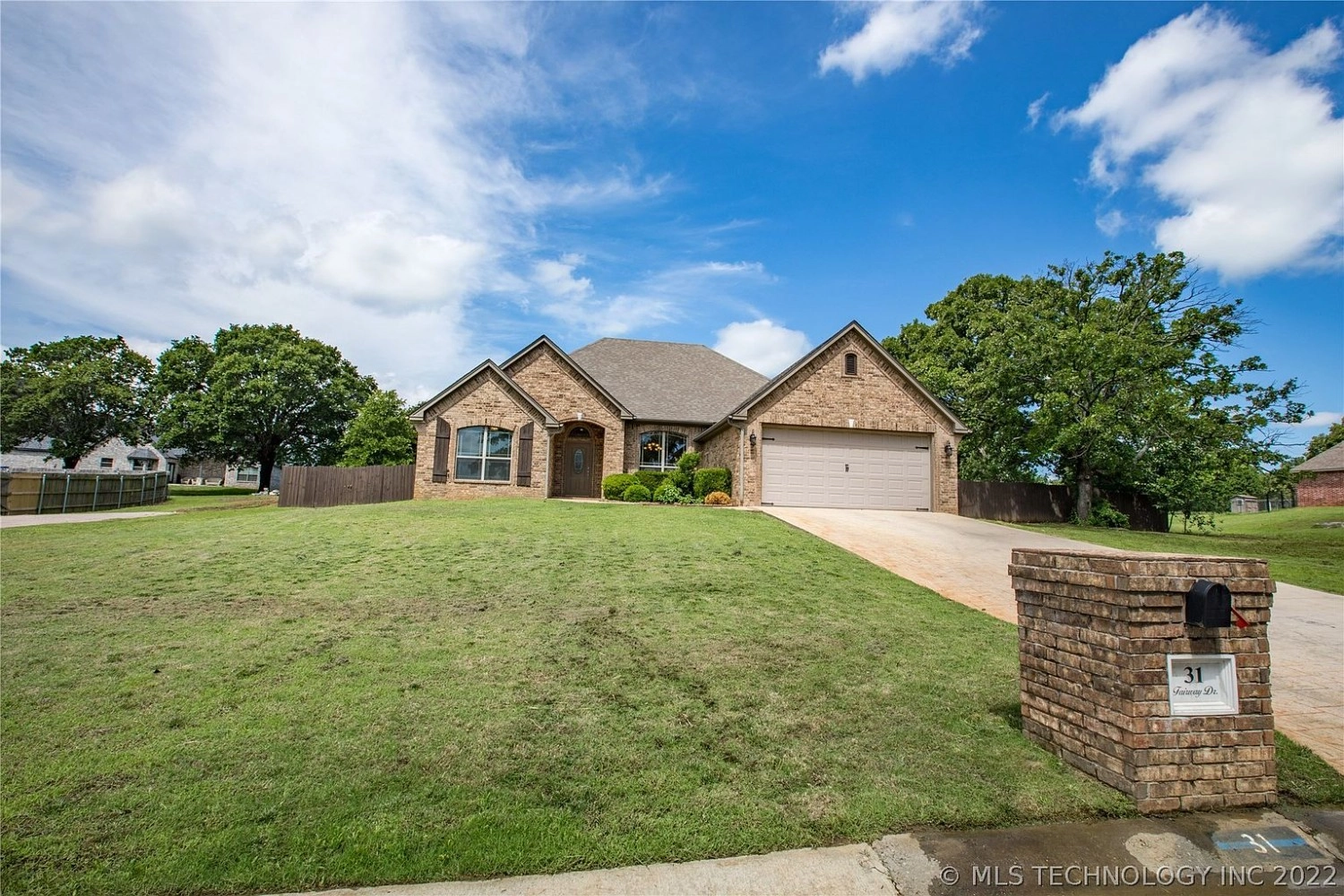31 Fairway Drive Durant OK - Front view