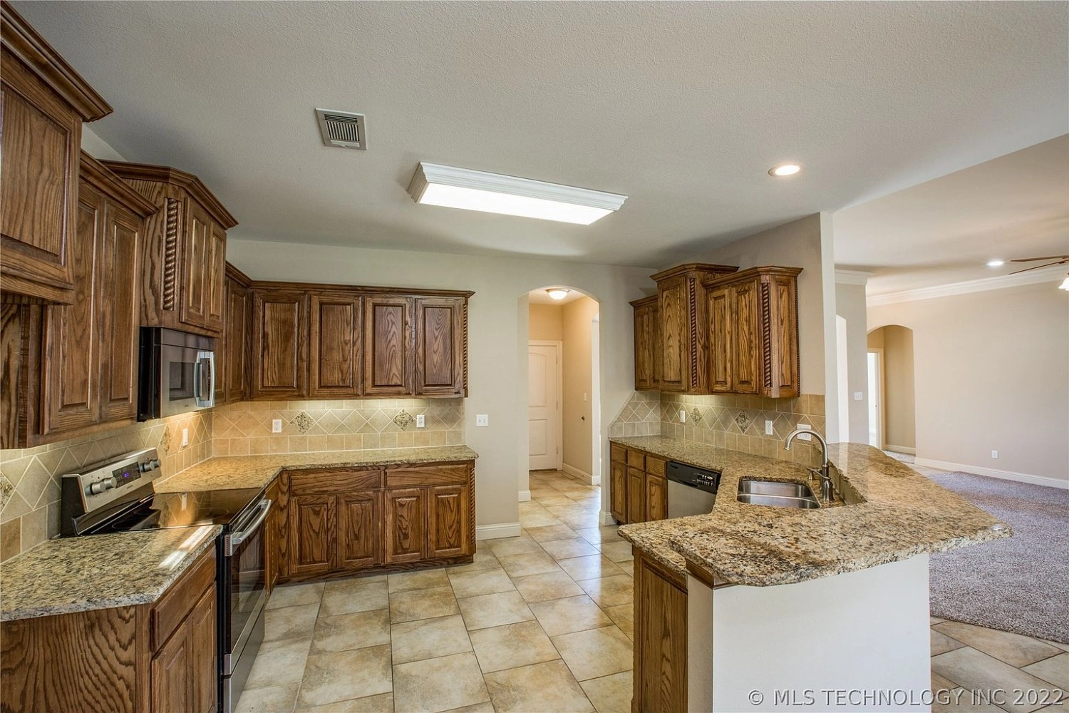 31 Fairway Drive Durant OK - Kitchen