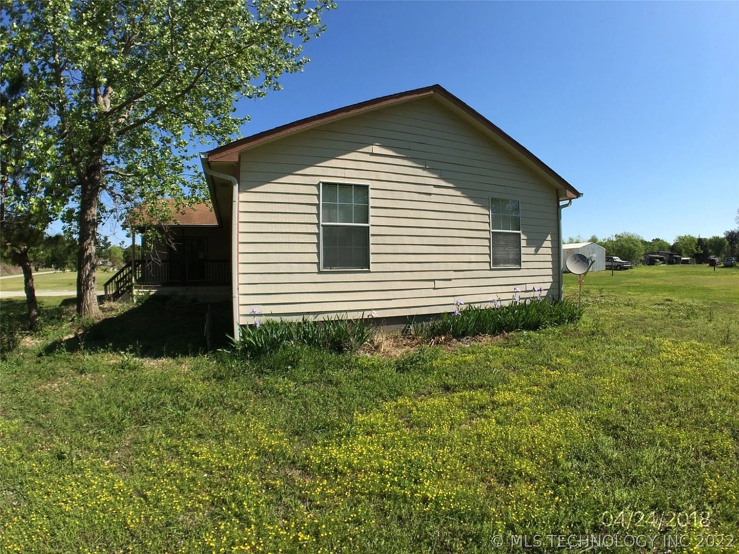 967 Mead Cemetery Road Mead OK - Side view