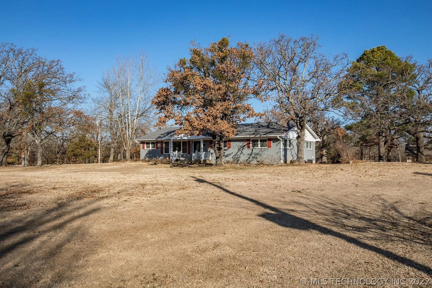 2828 Chuckwa Drive Durant OK - Yard view
