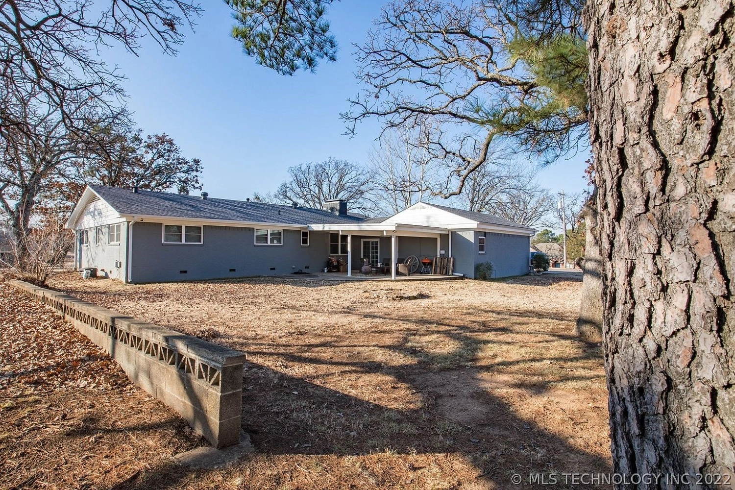 2828 Chuckwa Drive Durant OK - Carport