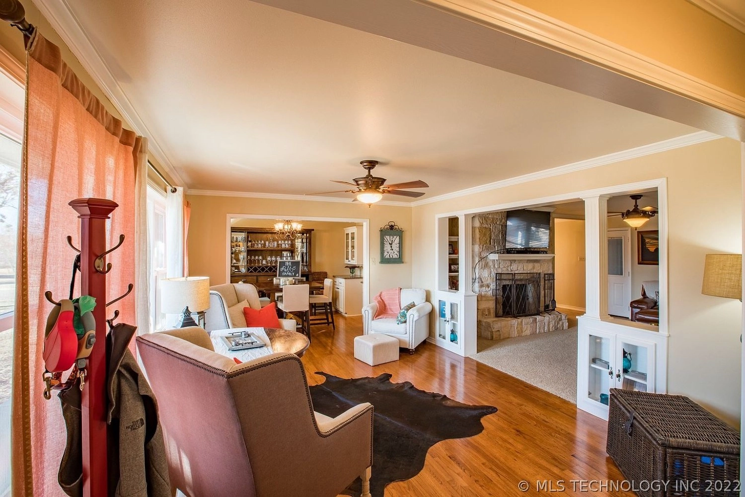 2828 Chuckwa Drive Durant OK - Living room