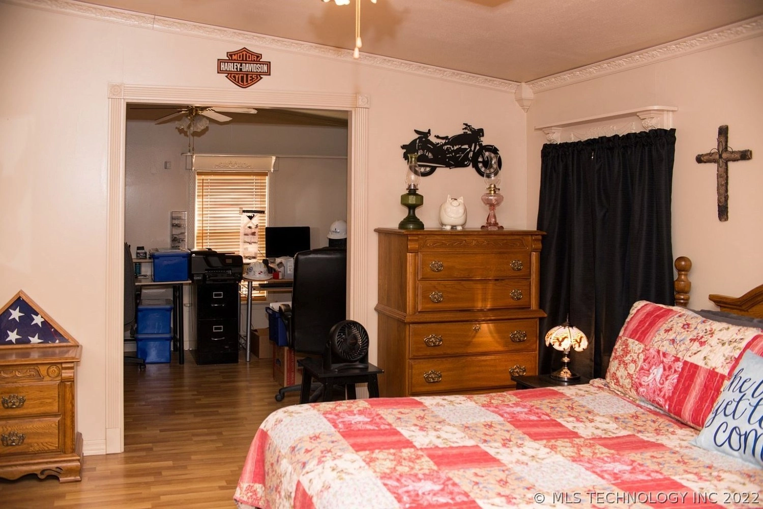 12880 W Lasiter Road Kingston OK - Bedroom