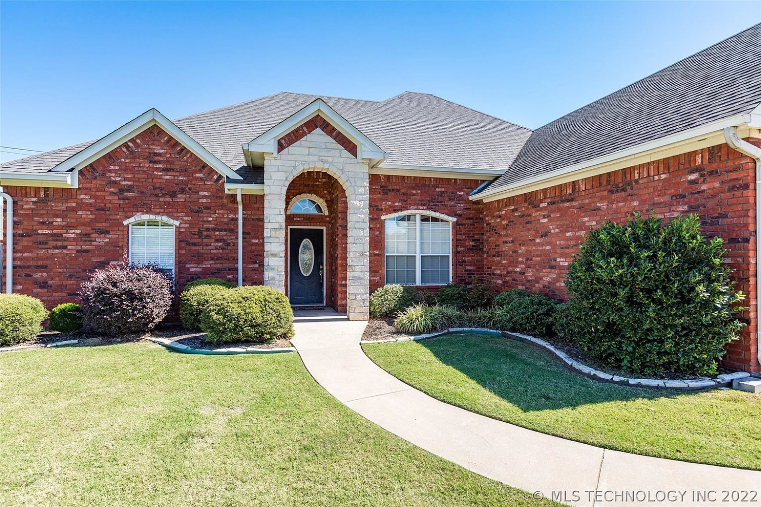 3010 Kande Lane Durant OK - Front entry
