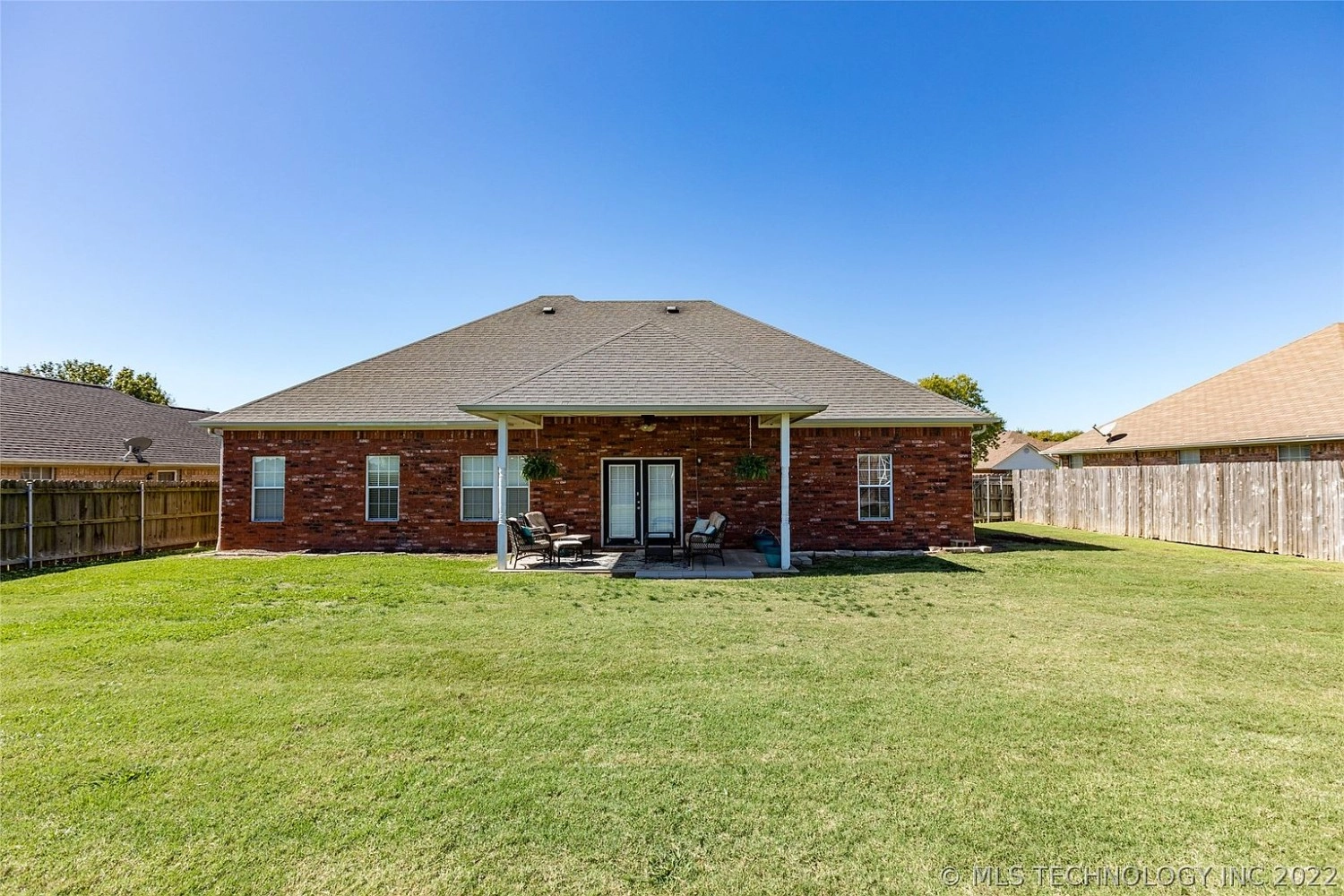 3010 Kande Lane Durant OK - Side view