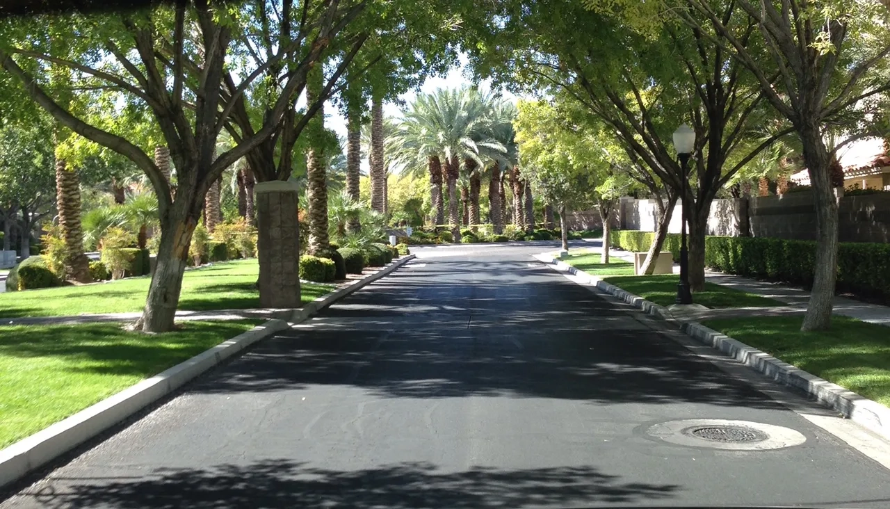 The Fountains Area Guide