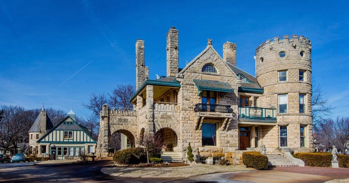 Riverside Inn Wichita KS
