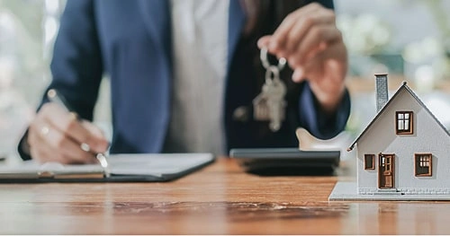 Renting a Mortgaged House Renting a Mortgaged House