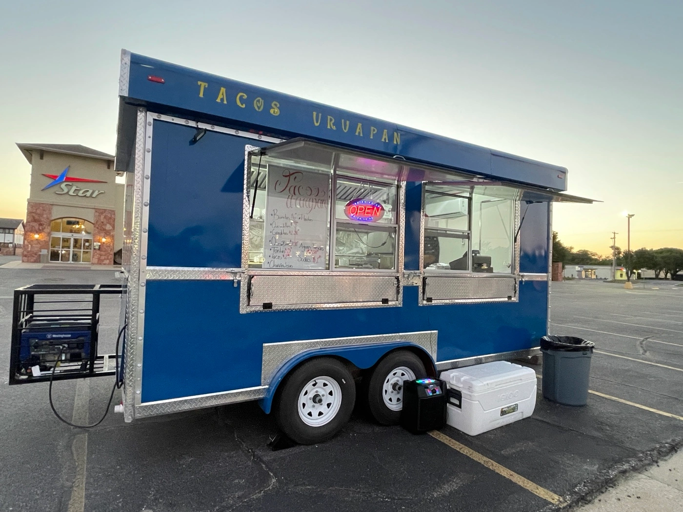 Tacos Uruapan Food Truck in Wichita KS