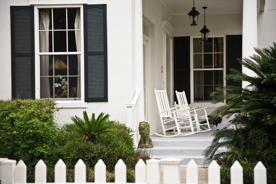 What Is A Colonial House? Learn About This Historic Home