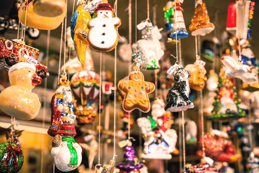 market during the holidays selling Christmas ornaments