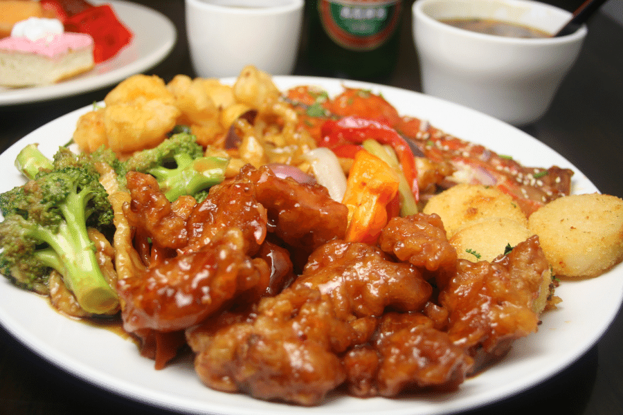 Chinese chicken dish with broccoli
