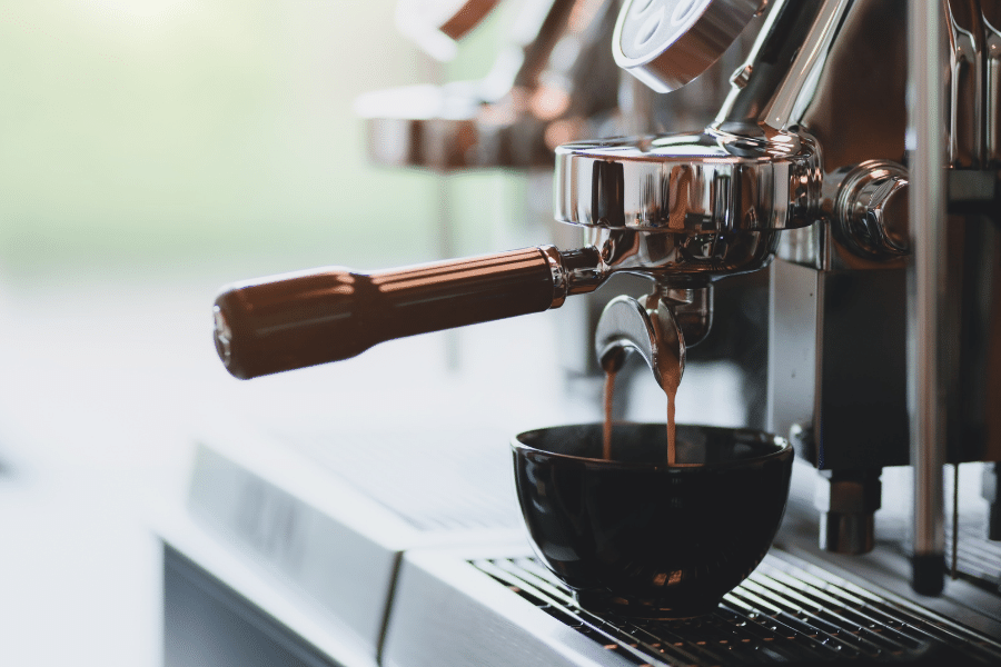 Brewing coffee in a mug