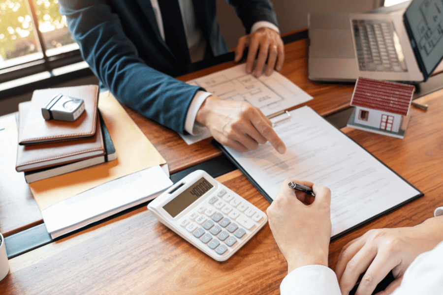 Get an offer quickly by selling a home to a cash buyer