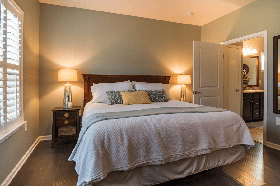 Standard bedroom with all requirements